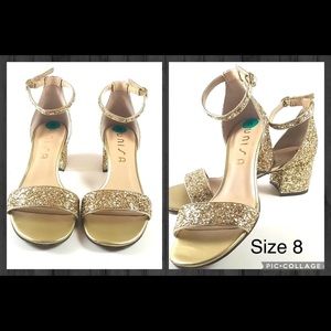 Size 8 Gold Sparkle Chunky Heal